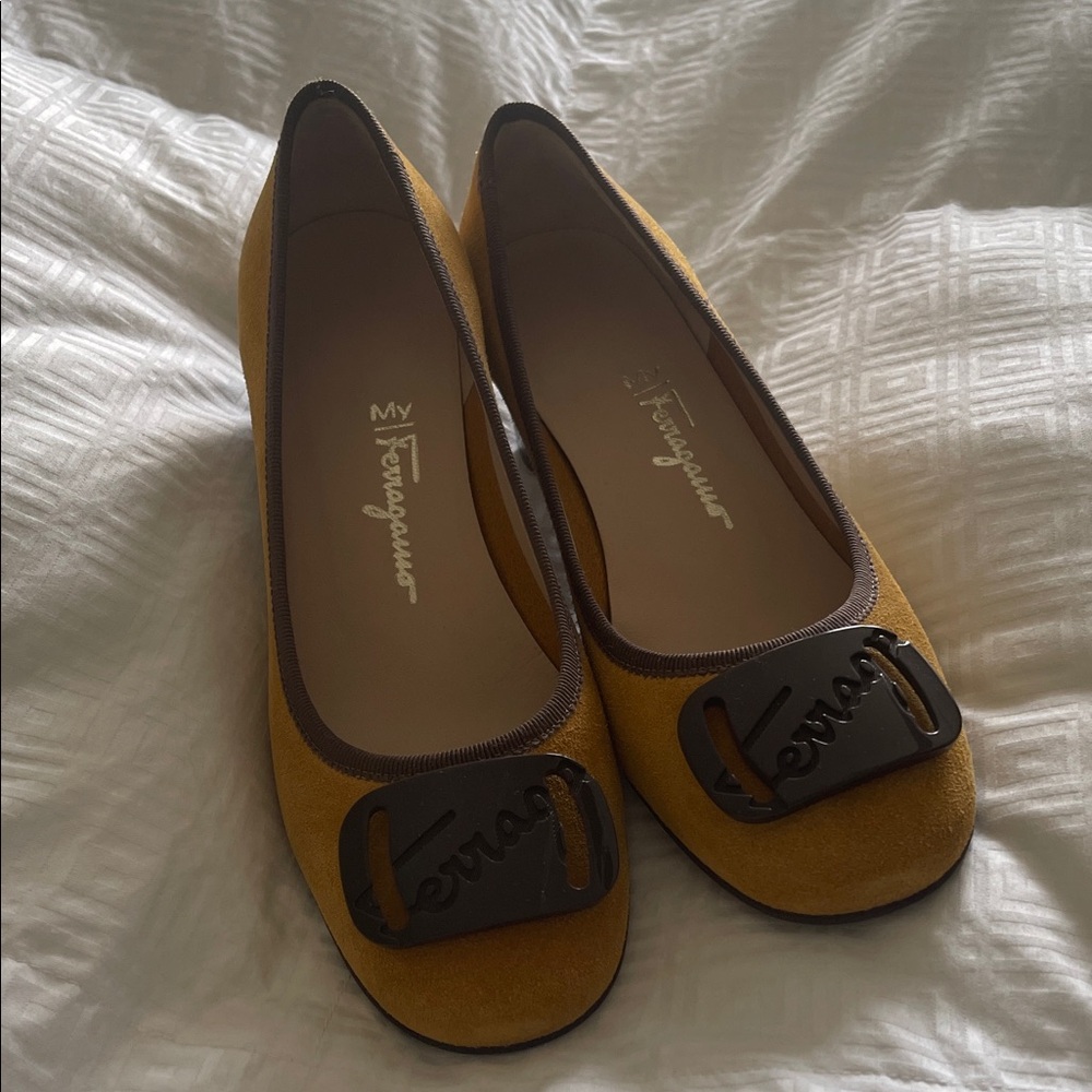 Salvatore Ferragamo block heel pump
